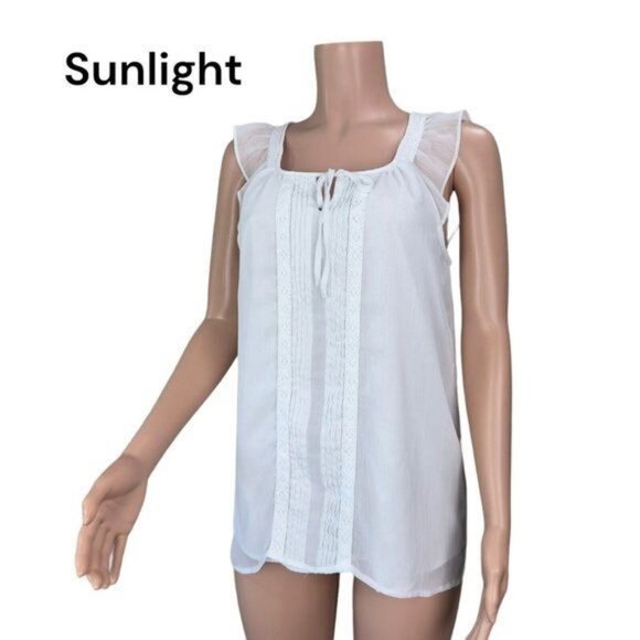 ELLE Women SZ L White Sleeveless Blouse Pleated Front-Tie Neck- Lined-Casual - Picture 1 of 14